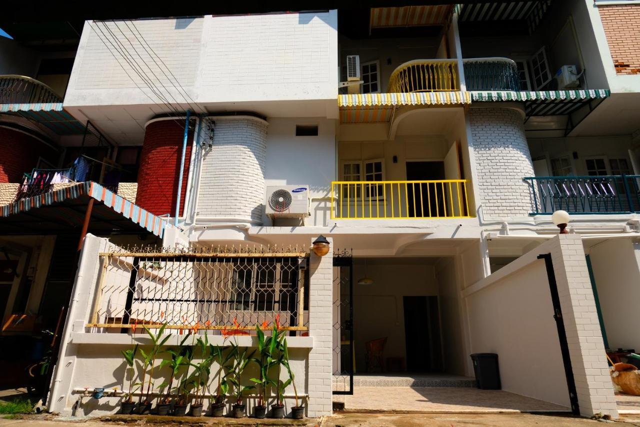 Float'S House Apartamento Chiang Mai Exterior foto